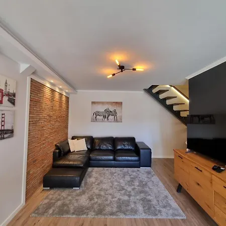 Tac - Sunset House *